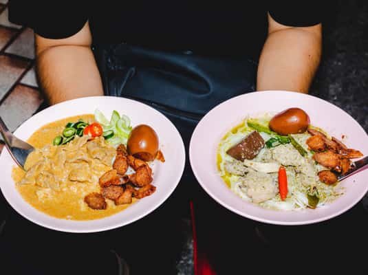 Bangkok: Backstreets Food Tour with 15+ Tastings