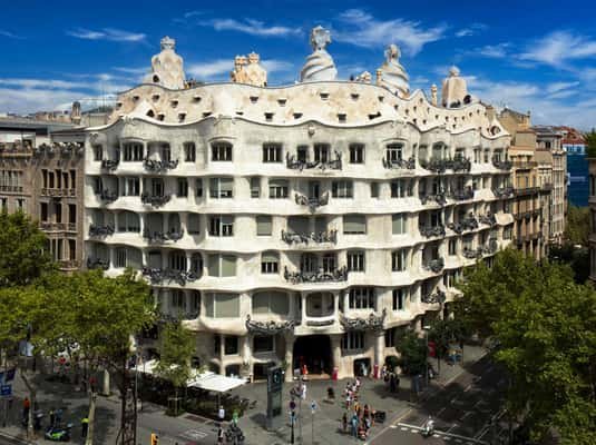 Barcelona: La Pedrera-Casa Milà Ticket & Audio Guide Option