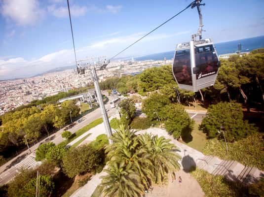Barcelona: Montjuïc Cable Car Roundtrip Ticket