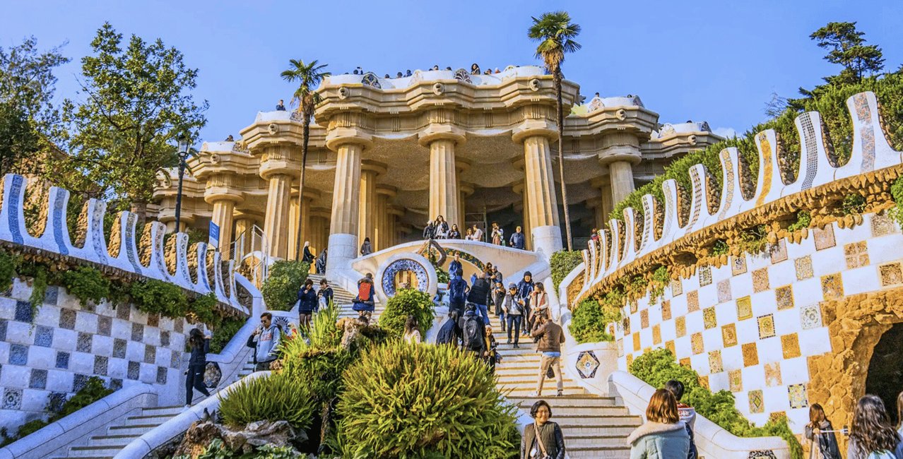Barcelona: Park Guell Guided Tour with Skip The Line Entry side 1