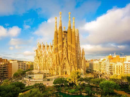 Barcelona: Sagrada Familia Priority Access Guided Tour