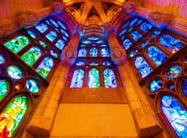 Barcelona: Sagrada Familia Priority Access Guided Tour side 2