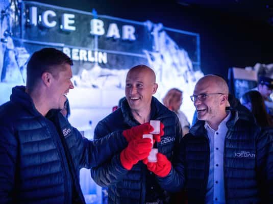 Berlin: Icebar Entrance with Complimentary Drinks