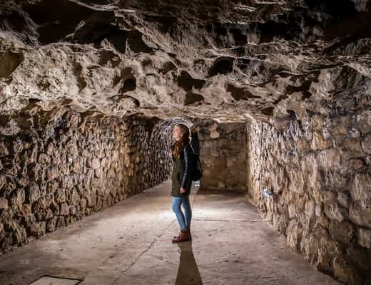 Budapest: Buda Castle Cave Tour