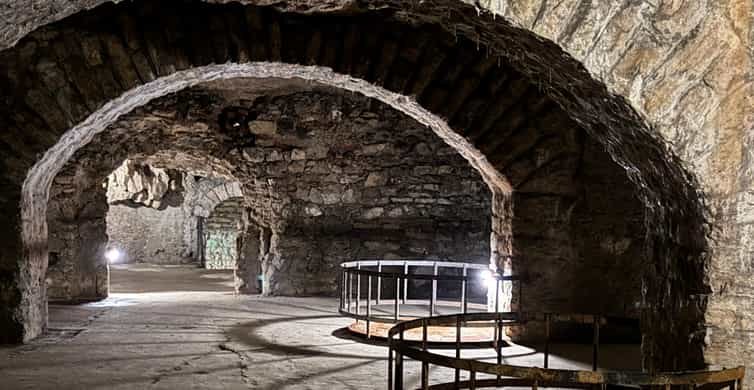 Budapest: Buda Castle Cave Tour side 2