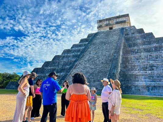 Cancun: Chichen Itza, Cenote & Valladolid Tour with Lunch