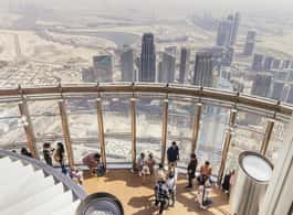 Dubai: Aquarium & Burj Khalifa Levels 124 & 125 Combo Ticket side 1