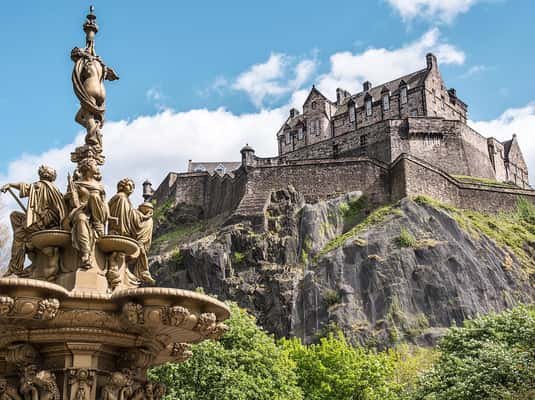 Edinburgh: Harry Potter Tour with Entry to Edinburgh Castle