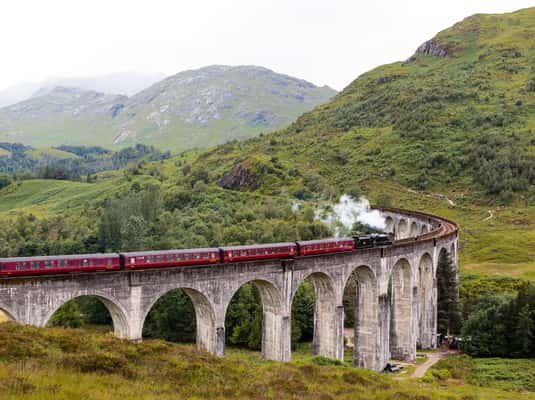 From Edinburgh: Hogwarts Express and Scottish Highlands Tour