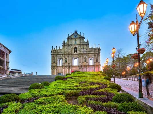 From Hong Kong: Macau Day Tour with R/T Ferry, Lunch, Pickup