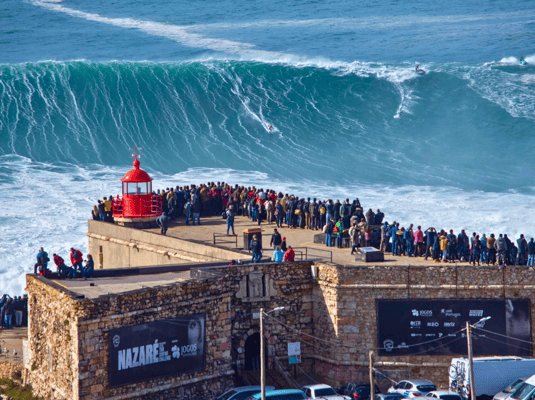 From Lisbon: Tour to Óbidos and Nazaré - Medieval Village, Ginja, and Giant Waves