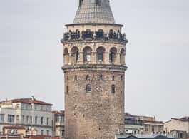 Istanbul: Galata Tower All-Day Entry Ticket with Audio Guide side 2