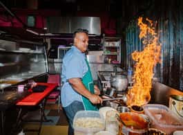 Kuala Lumpur: Sambal Street Food Tour with 15+ Tastings side 1