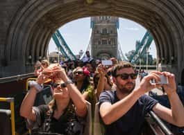 London: Big Bus Hop-on, Hop-off with Optional River Cruise side 1